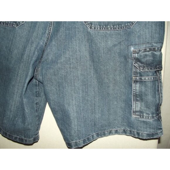 Jean Cargo Shorts Mens 42 x10"inseam Denim paint distressed Y2K Dad - Picture 10 of 13